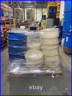 20 large plastic storage/mixing tubs with lids