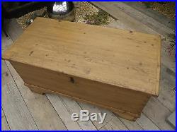Beautiful And Large Old Antique (victorian) Pine Blanket Box/trunk/table/storage