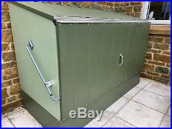 Extra large lockable metal garden storage box (c. 1,600 litre capacity)