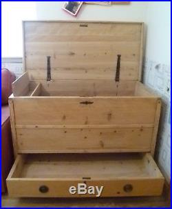 Large 4' Antique Pine Mule Chest Blanket Box Rustic Dress Up Toy Storage Coffer