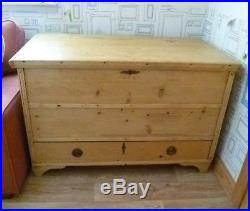 Large 4' Antique Pine Mule Chest Blanket Box Rustic Dress Up Toy Storage Coffer
