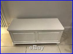 Large Antique Pine White Painted Wooden Ottoman Storage Box /Chest