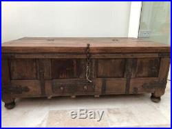 Large Antique Wooden Blanket Box Chest Trunk Storage Toy coffee table