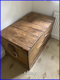 Large Solid Wooden Chest/Blanket Box/Storage Trunk/Coffee Table Furniture