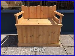 Large Solid pine Settle / Bench / Storage box #1489