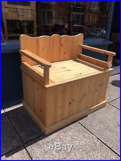 Large Solid pine Settle / Bench / Storage box #1489