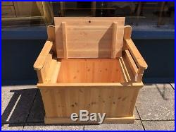 Large Solid pine Settle / Bench / Storage box #1489