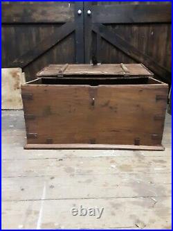 Large wooden box with hinged lid. Storage or coffee table