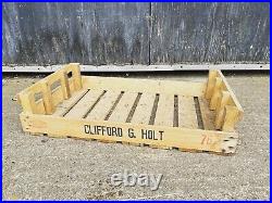 Quantity of 50 Large Apple Crates perfect for resell opportunity Job Lot