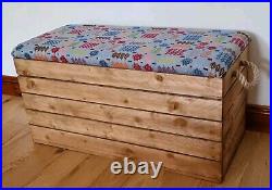 Wooden storage box with seat Lid