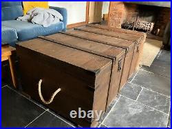 Wooden storage chest with lid in very good condition. Originally £500 4yrs ago